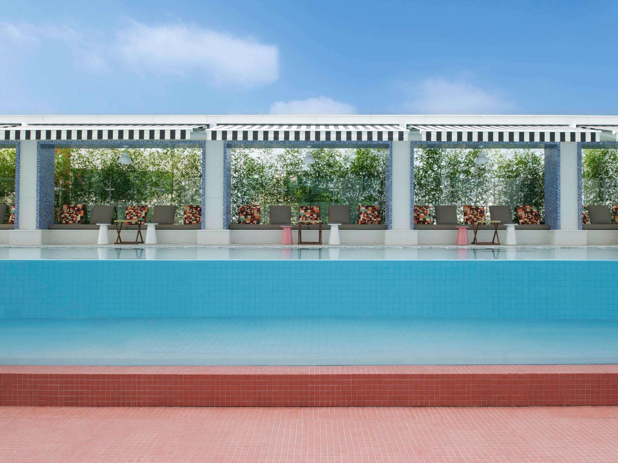 Hotel Mondrian Seoul Itaewon Exterior foto Swimming pool